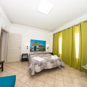 Bed and breakfast Into