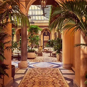***** Hotel Orient Express La Minerva Italien